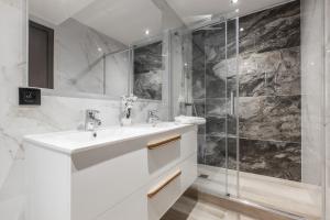 Appartements Residence Topaze - Central - Luxurious - 50m Croisette Palais - LRA CANNES : photos des chambres