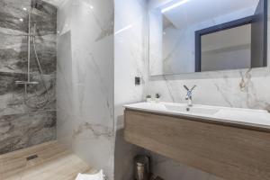 Appartements Residence Topaze - Central - Luxurious - 50m Croisette Palais - LRA CANNES : photos des chambres