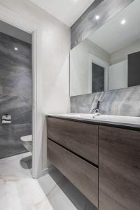 Appartements Residence Topaze - Central - Luxurious - 50m Croisette Palais - LRA CANNES : photos des chambres