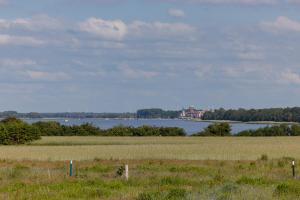 Holiday Houses Alana & Alva with Garden by Noclegi Renters