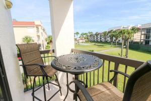 Ocean Village Club R28