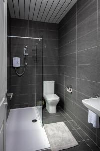 Town View Apartment by Sasco