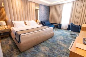 Deluxe Double or Twin Room - Free Beach Access room in Hotel Admiral