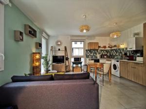 Appartements SEMNOZ & LAC - WIFI - Parking - Balcon - Centre-ville : photos des chambres