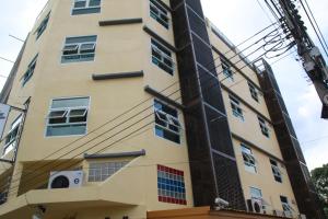 Sukhum Khaosan Au Bon Hostel