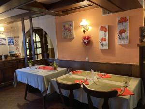Hotels Auberge de France : photos des chambres