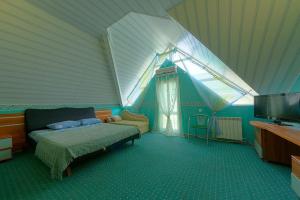 Standard Triple Room room in Yamal Hotel