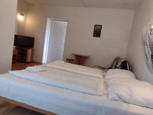 HannaH - Relax dom pod orechom I1