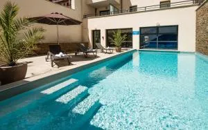 尤金妮娅露台拉格朗日假日酒店**** - 安格雷