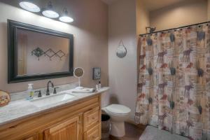 Pine River Cabin 2 BR Bayfield