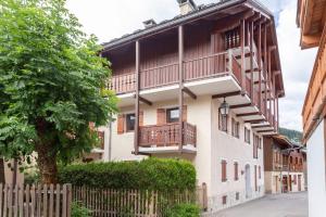 Very Bright Cocoon With Balcony Near The Slopes