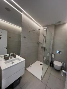 Blitz Studio - Bel Air Apartments Luxury, Terrace and More