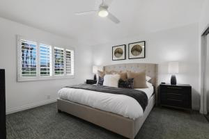 Palm Valley Full Access to Golf, Tennis, and Pickle Ball- Luxury 3 King Beds 3 Full Baths