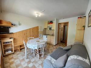 Appartements Appartement Le Biot, 2 pieces, 6 personnes - FR-1-573-106 : photos des chambres