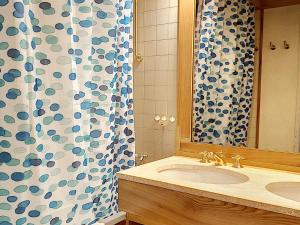 Studio confort avec balcon, centre Val-dIsère - FR-1-518-122