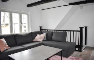 4 Bedroom Cozy Home In Smedstorp
