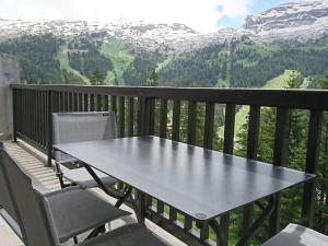 Confortable 2 pièces · Balcon Sud · Animaux acceptés · Parking couvert - FR-1-425-188