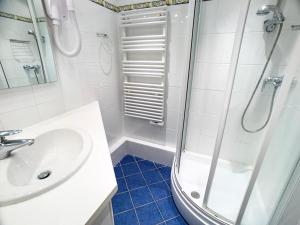 Appartement Confortable Pied des Pistes avec Balcon - FR-1-502-269