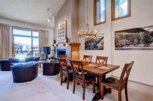 3 Bedroom Mountain Condo In Lakeside Village Near Keystone Lake With Complimentary Shuttle Service