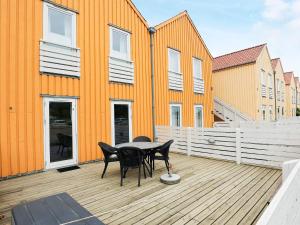 4 person holiday home in Rudkøbing-By Traum