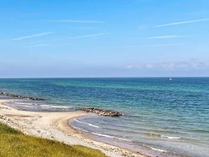 6 person holiday home in Gilleleje-By Traum