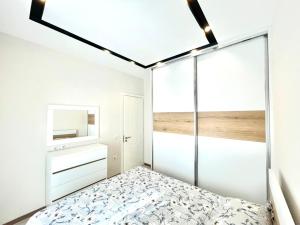 Coral Paradise Apartament in the first line of the sea