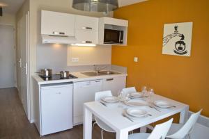 Appart'hotels Residence Les Rives de la Fecht - Colmar Ouest : Appartement 1 Chambre (2 Adultes + 2 Enfants)