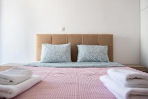 Renovated apartment 5min from subway station Attiki