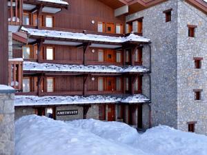 Studio fonctionnel au pied des pistes pour 34 pers, balcon, séjour divisible - FR-1-181-2204