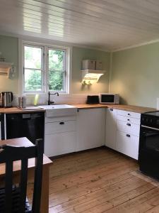 Fagerbacka Torp. Söt stuga nära havet