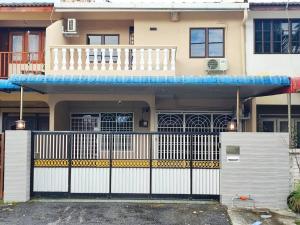 TB HOMESTAY Tasek klebang(taman bertuah) 10pax wifi