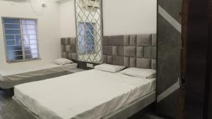 DIAMOND GUEST HOUSE