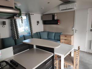 Campings mobilhome 741 Les Charmettes : photos des chambres