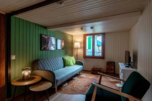 Casa Bella Oschesina by Quokka 360 - in the village of Osco