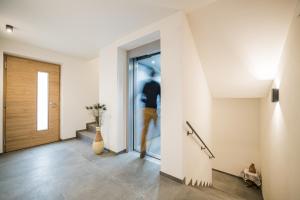 Kuenz Dolomites App 2