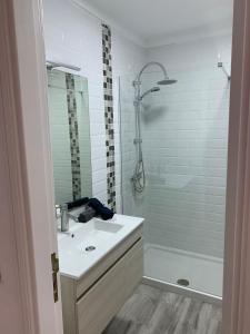 Apartamento con piscina y vistas -Le Petit Paradis