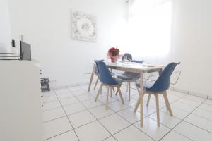 200m plage des Demoiselles- Appartement pour 4