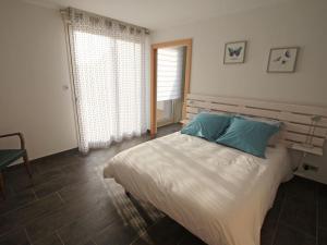 Maisons de vacances Gite Haillainville, 4 pieces, 5 personnes - FR-1-589-409 : photos des chambres