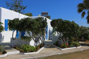 Fragos Apartments Paros Greece