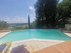 Maisons de vacances Stunning 3Bed House in Loubes Bernac Private Pool : photos des chambres