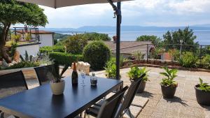 Divine View Apartma