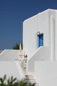 Fragos Apartments Paros Greece