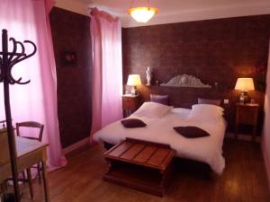 Suite room in Maison d'Hôtes Les Belles de Mai