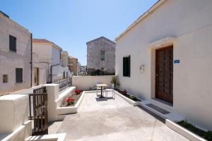 Jasmine Home by the Sea by 8essentially