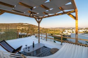 Milos Guesthouse