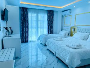 Triple Room room in UJVARA HOTEL