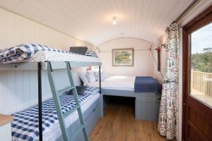 Foxglove Shepherds Hut