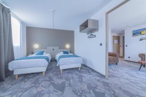 Hotels The Originals City, Relax'Otel & Spa, Le Barcares : photos des chambres