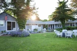 Allen Harbor Rentals - هارويتش