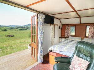 Hawthorn Hut